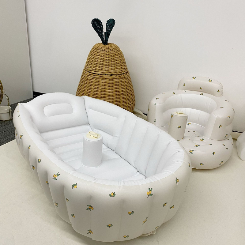 Baignoire et siège gonflable bébé motif fleurs jaunes - Collection assortie écologique