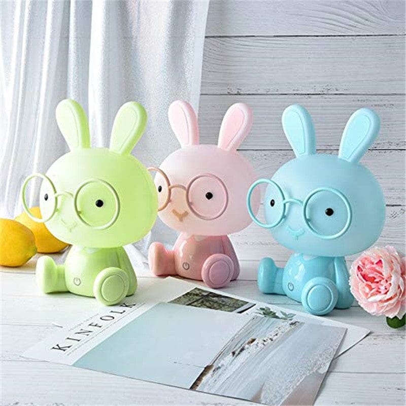 Lampe Veilleuse Lapin – Pierre le Lapin Veilleuses et lampes d'ambiance Entre Bébé et Moi