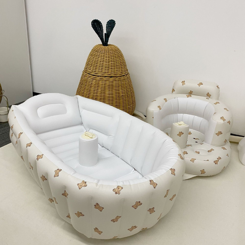 Set complet baignoire et siège gonflable bébé motif ourson - Ensemble coordonné