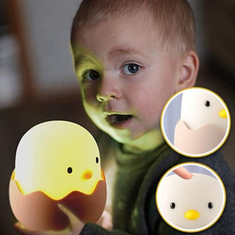 Veilleuse enfant portable avec lumière rassurante stimulant la curiosité et l'autonomie de bébé