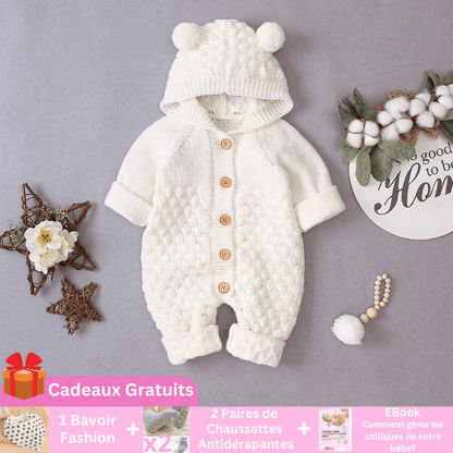 BabyBear | La Barboteuse Ourson Entre Bébé et Moi Barboteuse Blanche + 1 Bavoir Fashion + 2 Paires de Chaussettes Antidérapante + 1 Ebook 0-6M 
