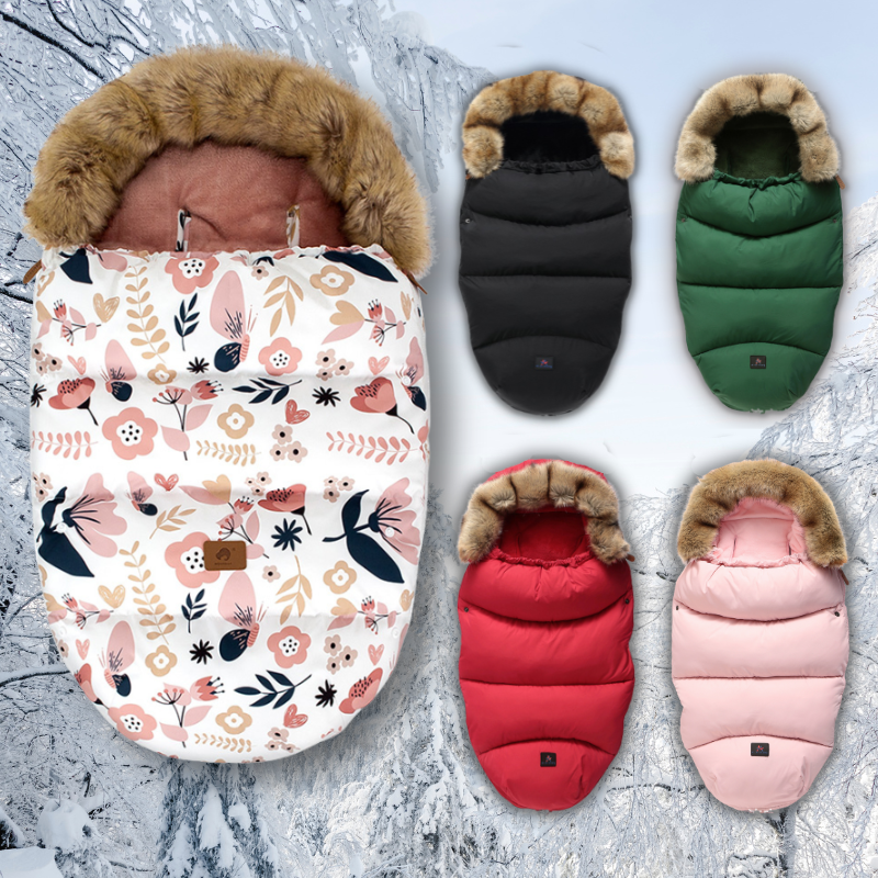 chanceliere principal blanche avec des fleur et quatre autres chancelieres noir vert rouge et rose