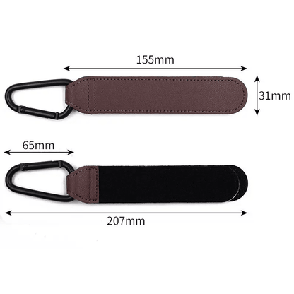 Dimensions du CrochéBalade - attache poussette cuir 155mm x 31mm avec mousqueton 207mm total